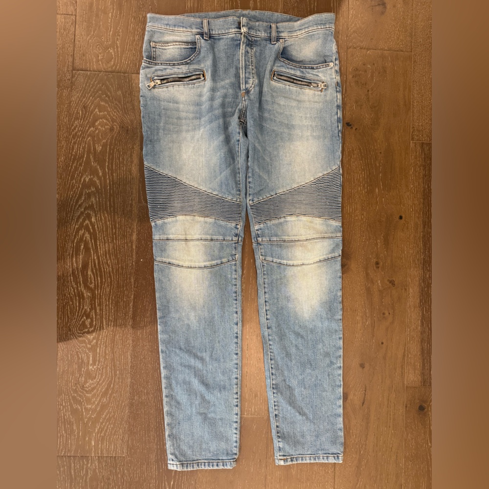 Balmain Faded Blue Skinny Jeans with Zipper Details